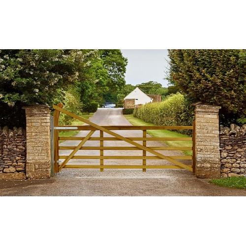 Estate 5 Bar Field Gate