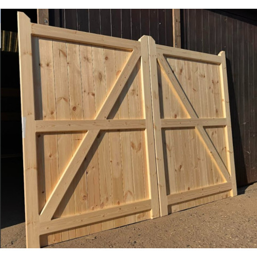 Chesterfield Cladded Driveway Gates