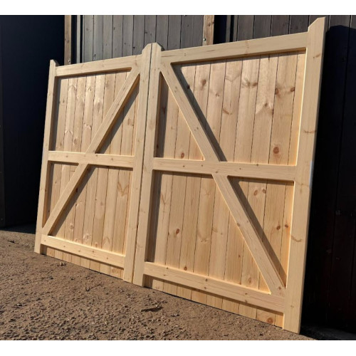 Chesterfield Cladded Driveway Gates