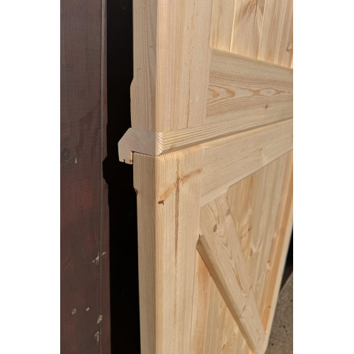 9. Single Garage Barn/Doors