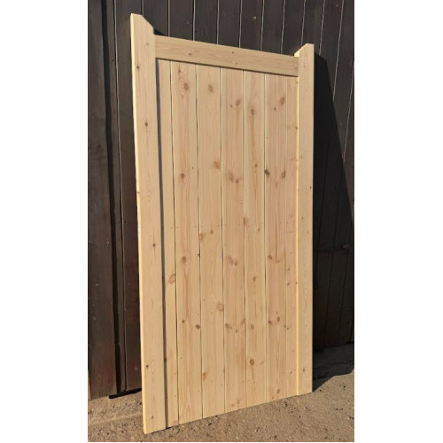 Chesterfield Cladded Gates